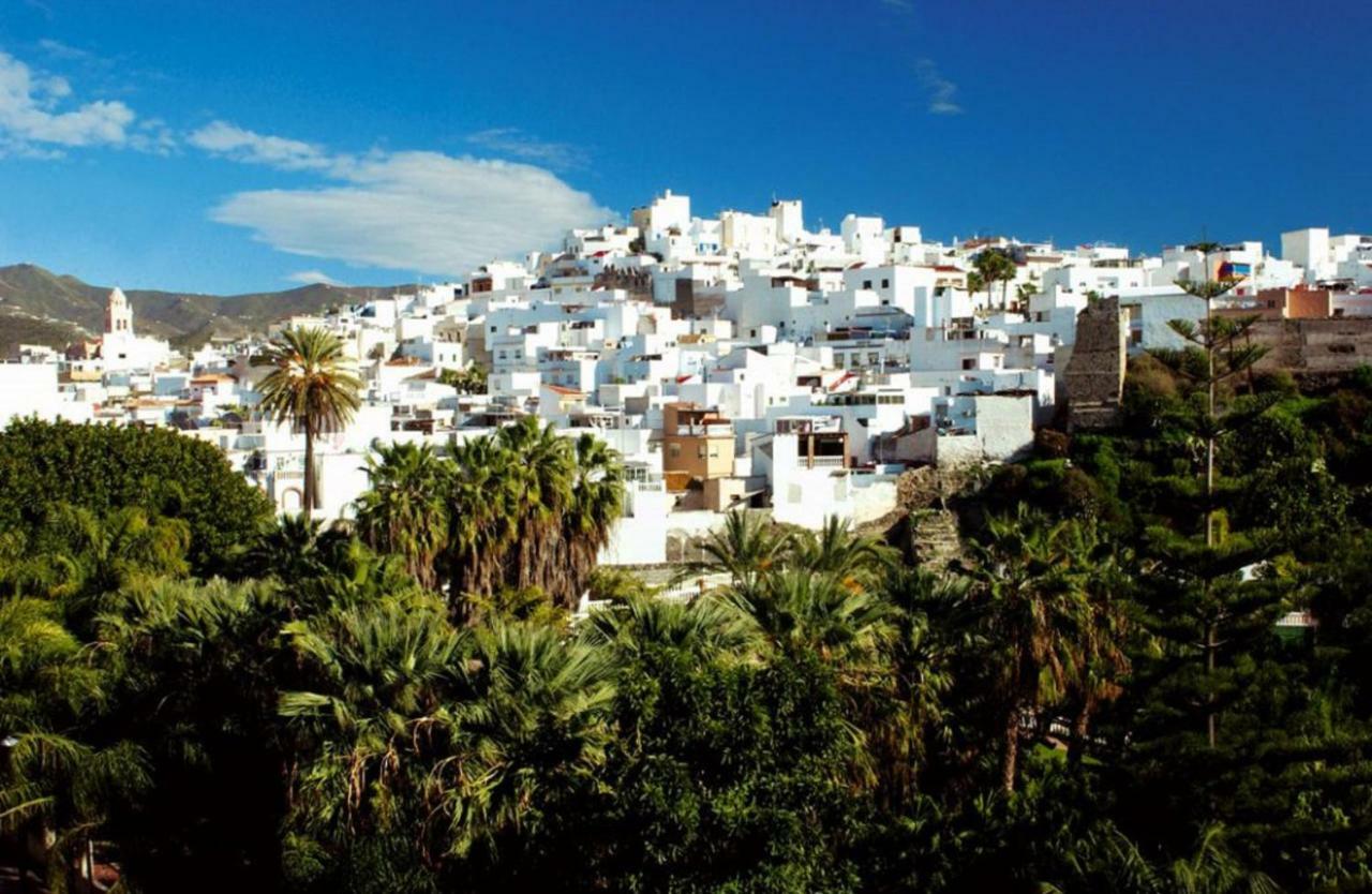 Tropical Andalusian place Almuñécar Exterior foto